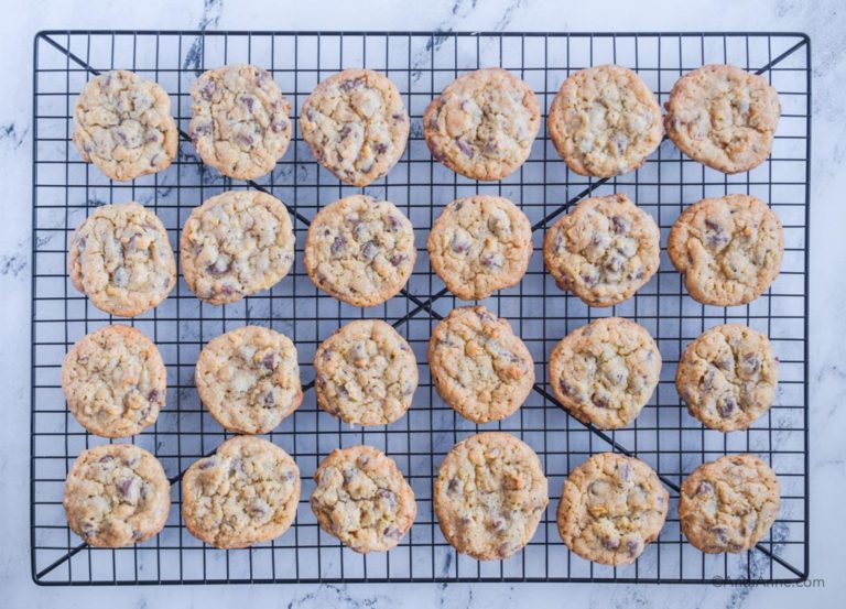 24 cookies on baking rack
